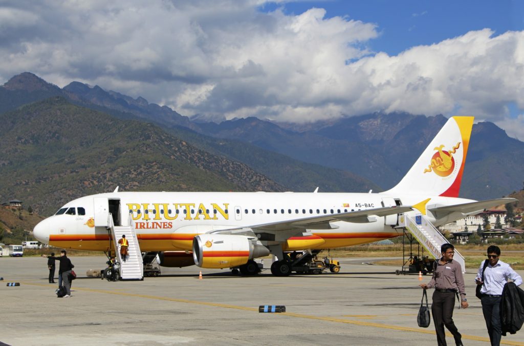 Flughafen der Stadt Paro in Bhutan
